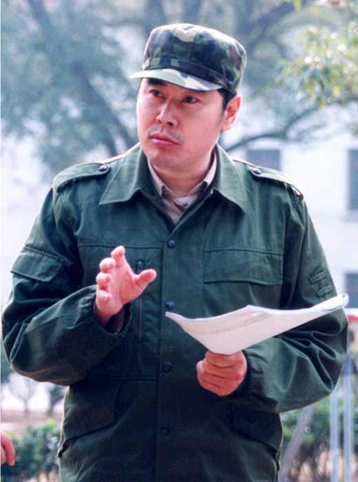 原创张力维21岁成名42岁息影离婚后独自带儿度光阴前夫却成著名导演