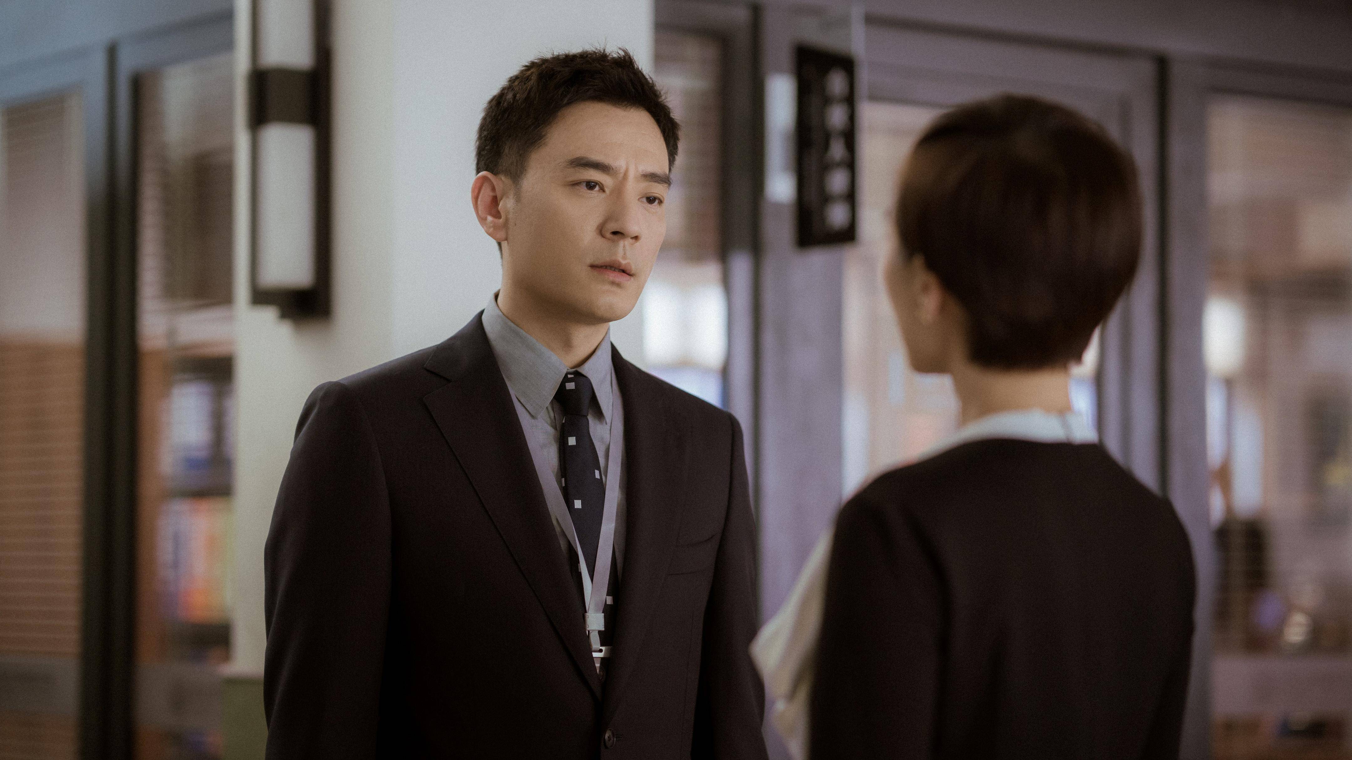 《庭外:落水者》:国产律政剧巅峰之作,一口气追10集不够看