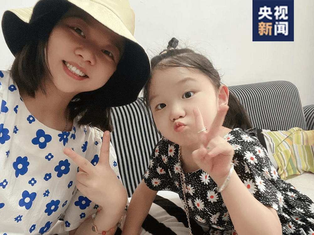 豆豆_女儿_杨凤