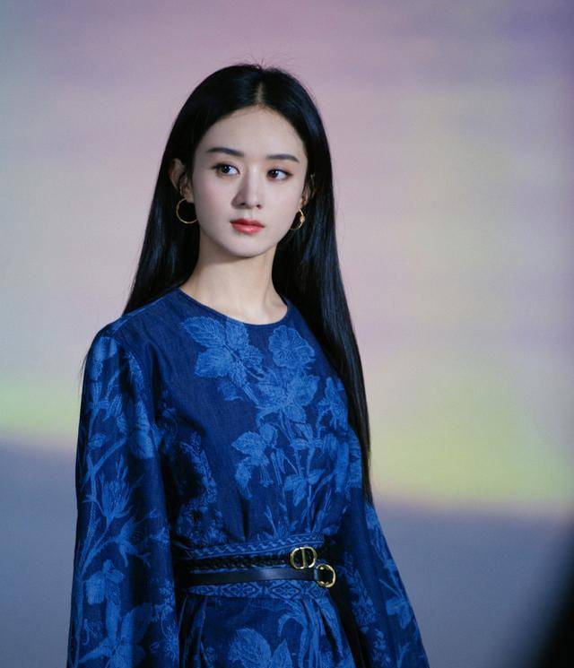 赵丽颖自然之灵时尚大片:简约灵动,气质柔美!