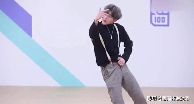 的感觉,而为了更好嘲笑他,大家便创造了空耳梗"鸡你太美"用作乐子来玩