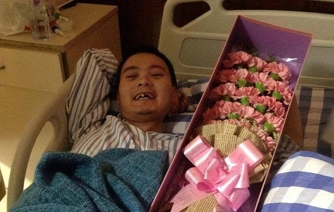 2015年杭州夫妇嫌国内医疗费贵,出国后一看住院费用,哭着要回国_舒炜