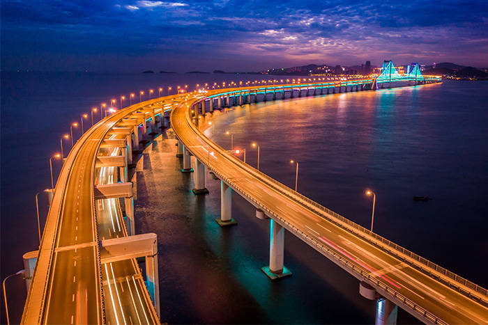 桥梁景观照明对提升城市夜景形象起重要作用