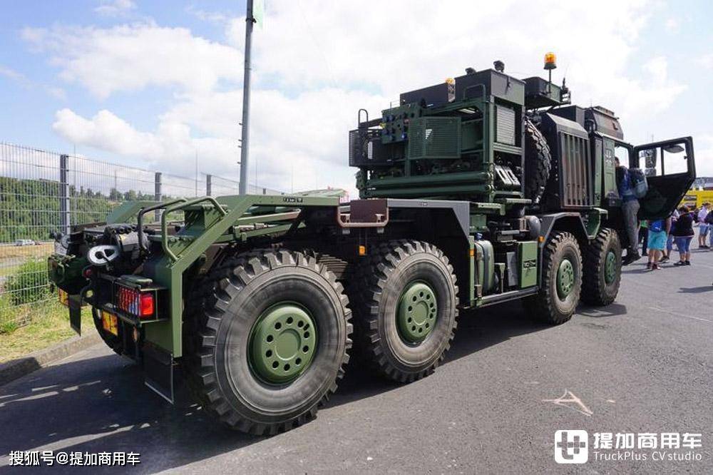 场内的赛事精彩,场外的卡车也颇有看点_公司_赛车_xcient