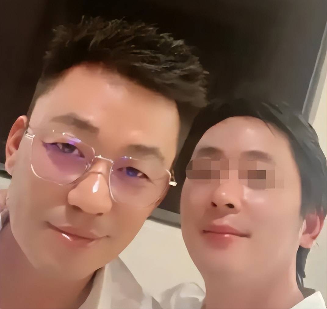 有人日久生情,有人翻脸无情,这些经纪人的差距有点大_明星_杨幂_孙婷