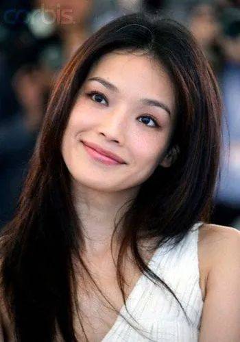 娱乐圈最令人窒息的"一刀削骨脸",从杨幂到鞠婧祎,崩得没法看_脸型