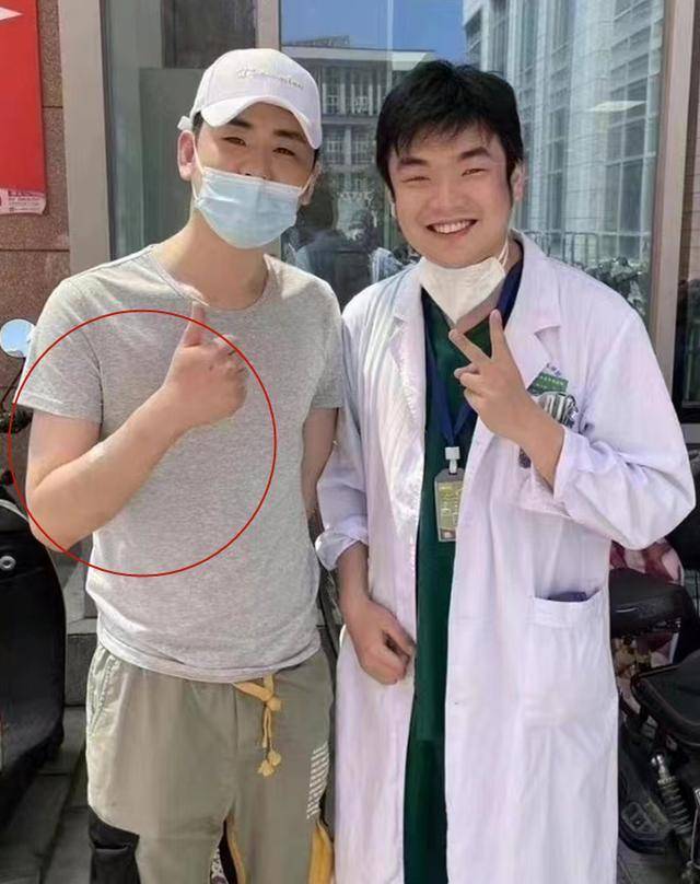 德云社郭汾阳更新营业,粉丝纷纷留言询问,张云雷胳膊的事情_郭芬扬