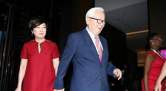 56歲才開始創業,70歲不顧反對娶下屬妻子,今公司市值超萬億_張忠謀