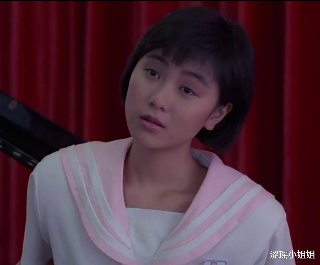 袁洁莹因此走红,签约tvb之后,她出演的第一部电视剧是和郭富城主演的