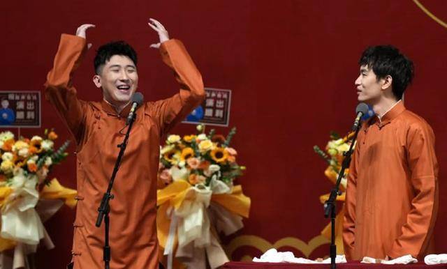 德云社尚九熙郑州专场结束,师哥陶阳助演,台下观众座无虚席_演出_郭德