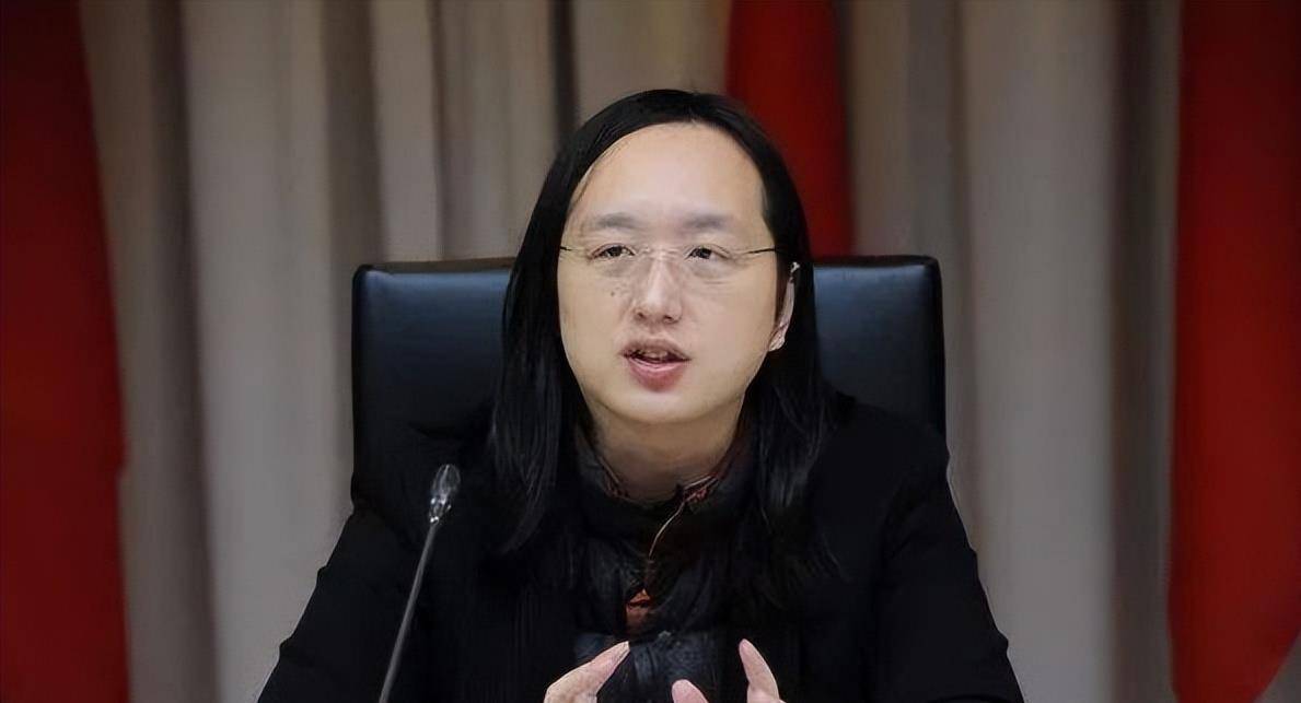 原创笑喷台湾变性高官我打垮网军结果大半官网崩溃还挂五星红旗