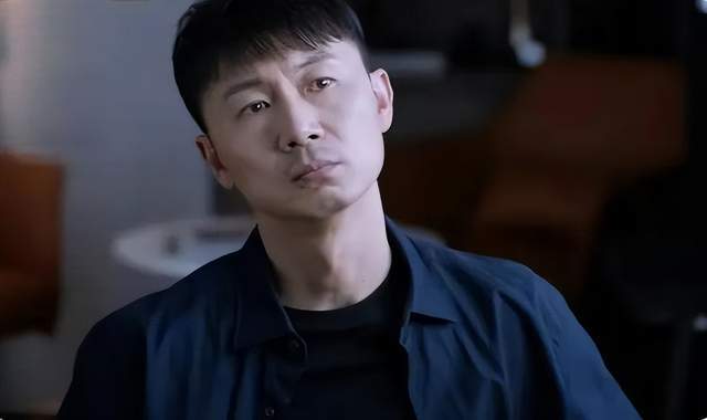 安嘉和"家暴男"代言人要易主了,新晋掌门人,履历比冯远征还牛_杨旭