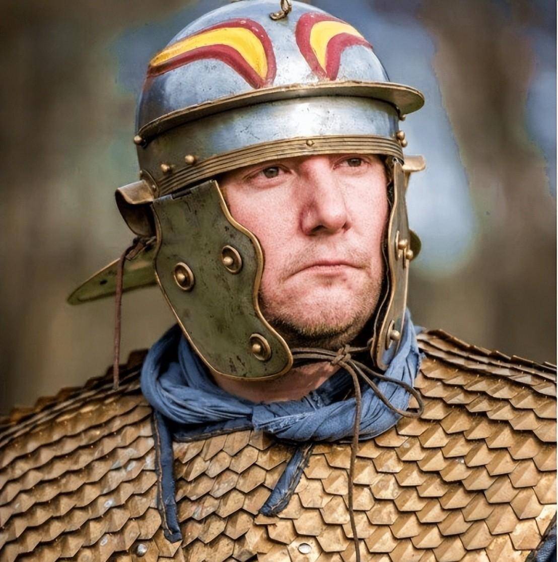 第三种说法则认为,鬼方既不是匈奴人,也不是其他血统的人,而是同属于