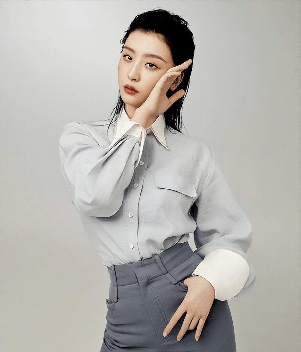 "京圈公主"赵小棠:上节目叫范丞丞黑称,其母堪称高段位炫富_陈凯歌_赵