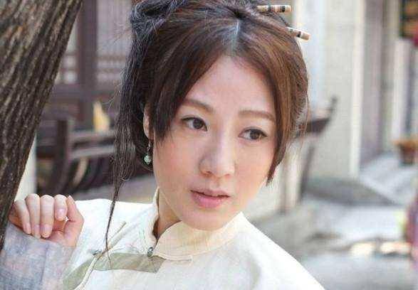 tvb龙套女演员,到内地拍戏多年年赚几千万,你可能还不认识她_康华