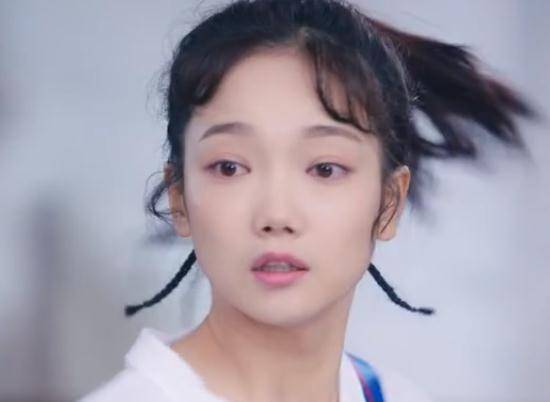 最后再来看一下《我们的逆青春》其他演员阵容,铁子的两位发小小九和