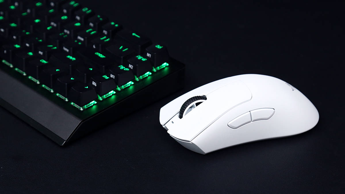 兼修"筋骨皮",雷蛇炼狱蝰蛇v3专业版游戏鼠标评测_玩家_手感_处理