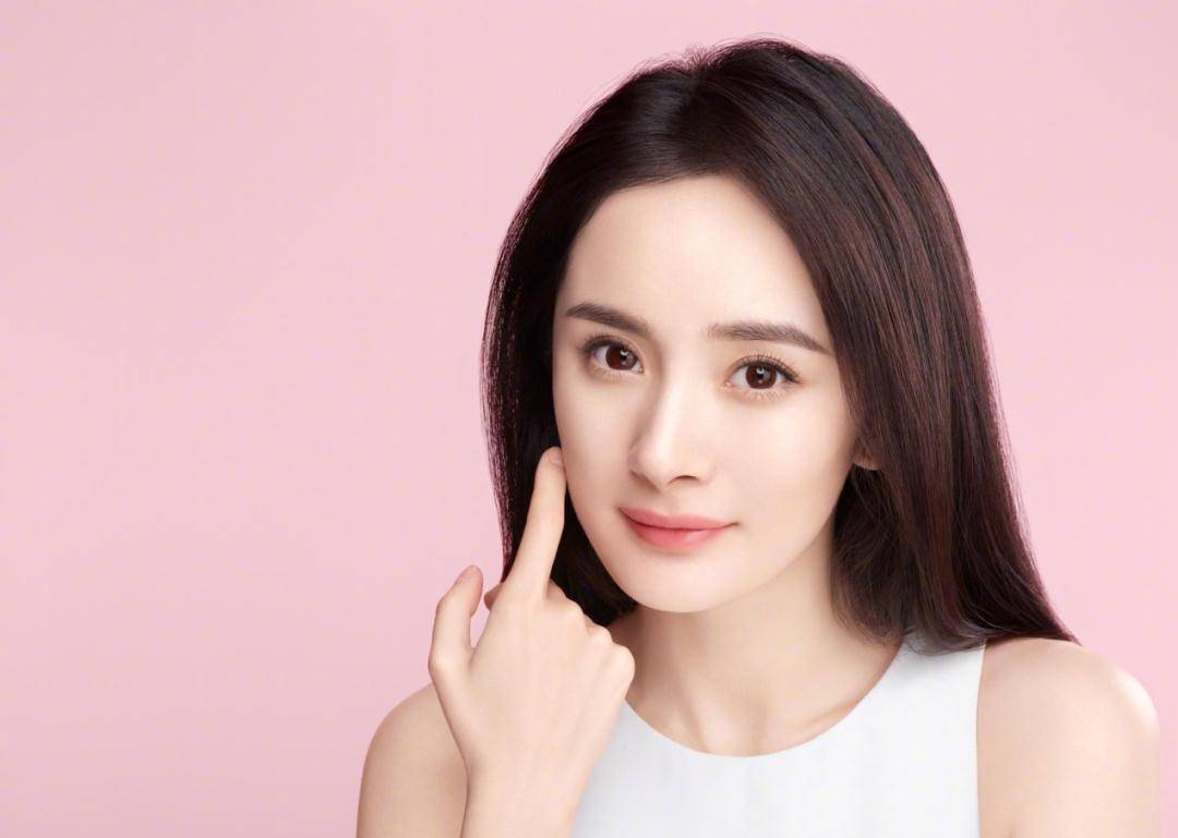 67明星的"倔强"叫没整容,微调我忍了,这6位方脸变小v脸真忍不了