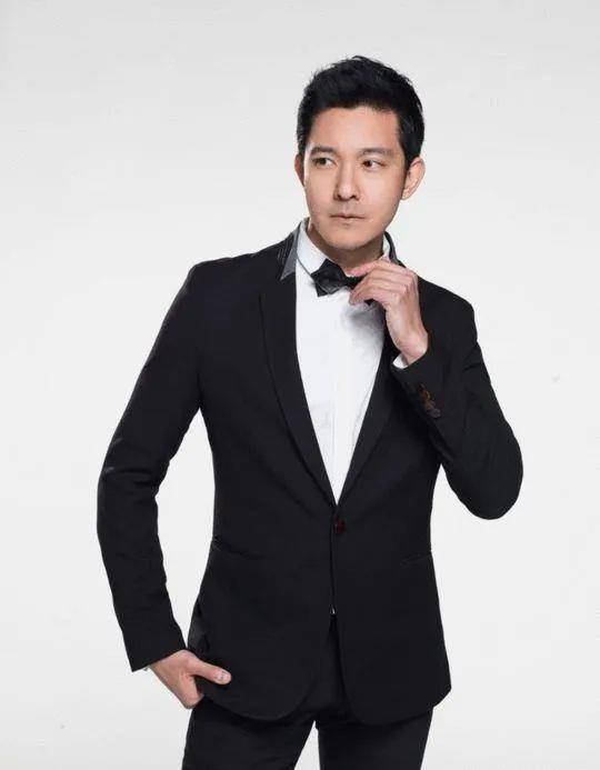 大家还记得《王子变青蛙》里的单均昊吗?