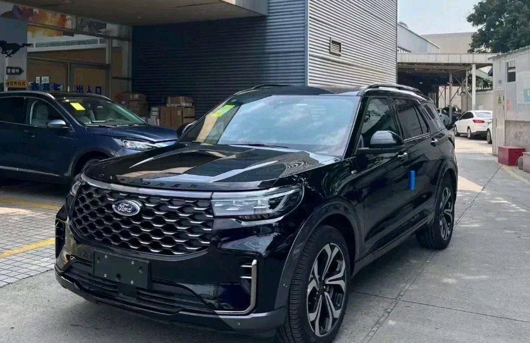 新款福特探险者实拍,气场到位,预售30.98万起_搜狐汽车_搜狐网