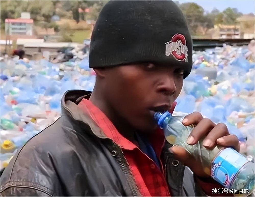 胶水和汽油是毒品吗？沉迷胶水和汽油的内罗毕青年，为何像是吸毒
