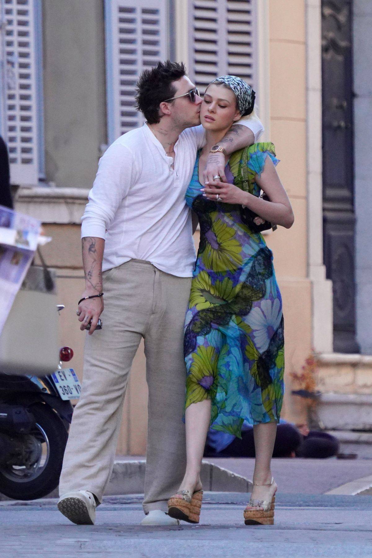 布鲁克林版《赘婿》大戏开锣！生十个孩子，狂秀纹身太努力_搜狐网