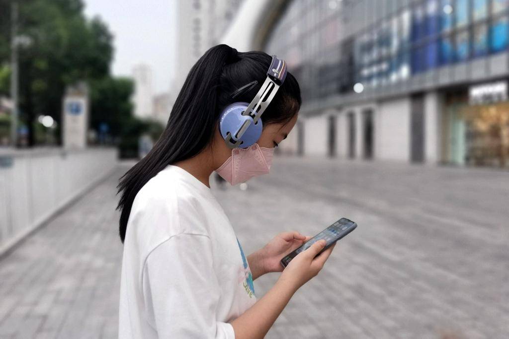 自由组合、官方煲机，魔尼悉比Rainbow模块化耳机开箱体验