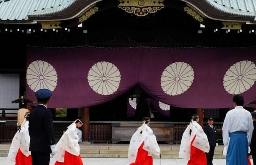 中國男子火燒靖國神社登上日本頭條,獲韓國民眾力挺:幹得漂亮!