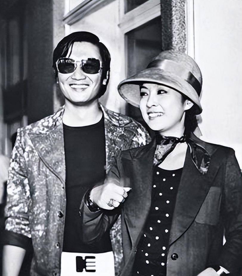 甄珍:分手46年,依然能让前夫谢贤念念不忘,她到底有啥魅力_女儿_母亲