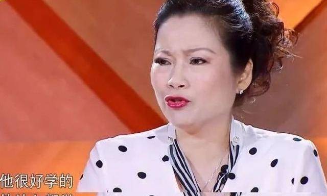 父亲"偷娶"妻子,陈学冬直言不会帮她养儿子,却给大姨买别墅_母亲_继母