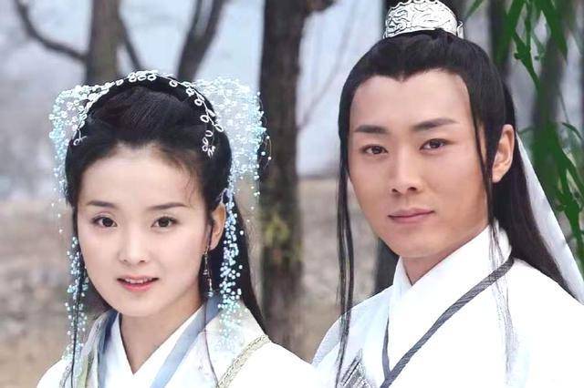 因为在《花姑子》扮演的陶醉,沈晓海成为了很多网友心中的古装男神