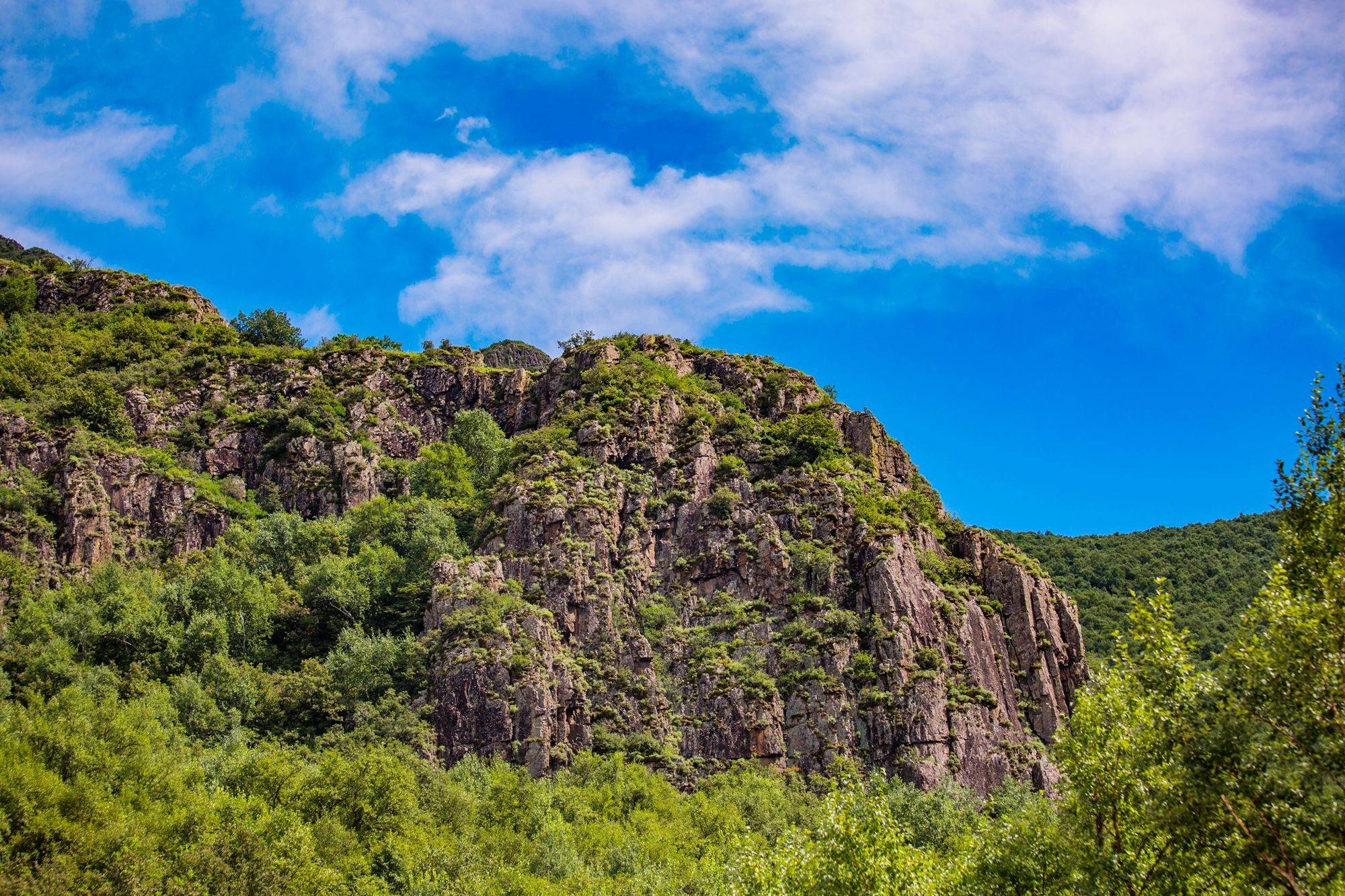 内蒙古兴安盟有一处满族民族乡,风景秀美,这里有独特的满蒙风情_满族