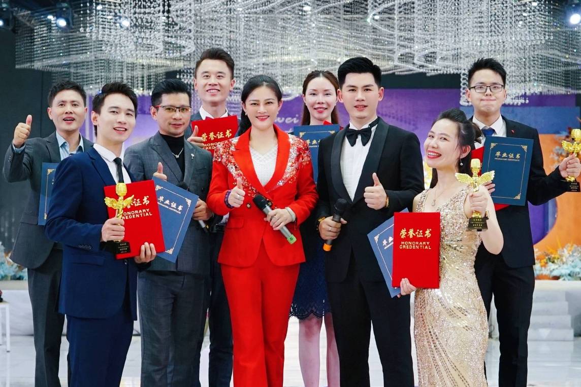 主持人培训:主持学习哪家强_就业_瑞子_收获