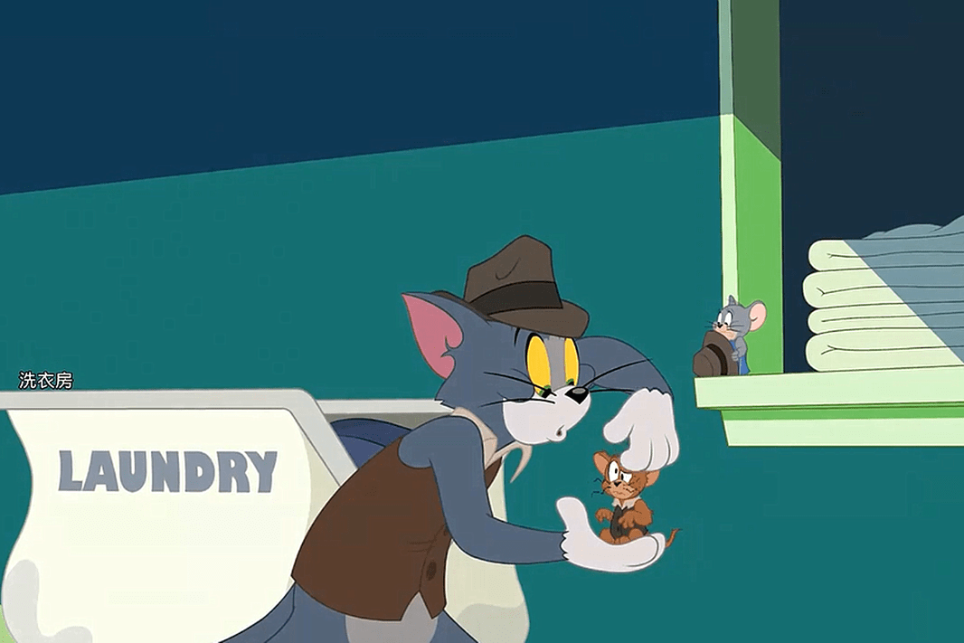 猫和老鼠:杰瑞破案途中差点受伤,汤姆心疼的帮杰瑞摸摸头