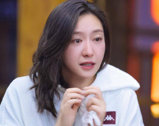 唐一菲回应退出演员请就位,不愿出演第三者,真的太矫情了_角色_实力