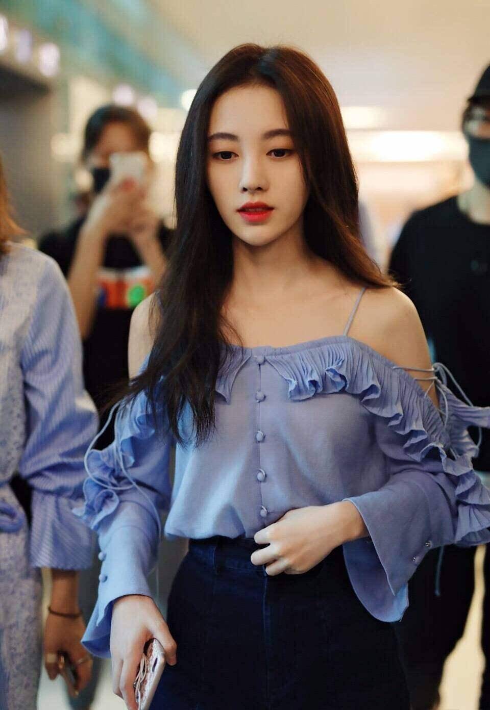 "千年一遇的美女",鞠婧祎不是唯一,也不是第一_偶像_少女_team