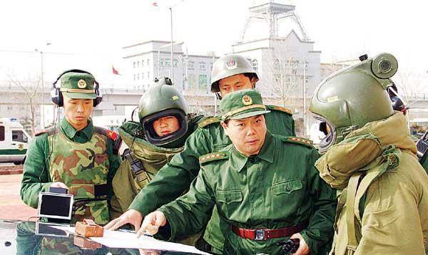 回54趟救下27名群众从一个支队长到将军他实至名归_白山_张锁明_人民