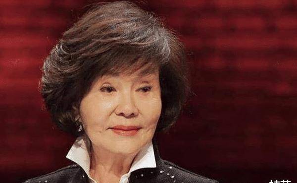 归亚蕾出演《烟雨蒙蒙》,正式进入演艺圈,获得过很多表演奖项_人物