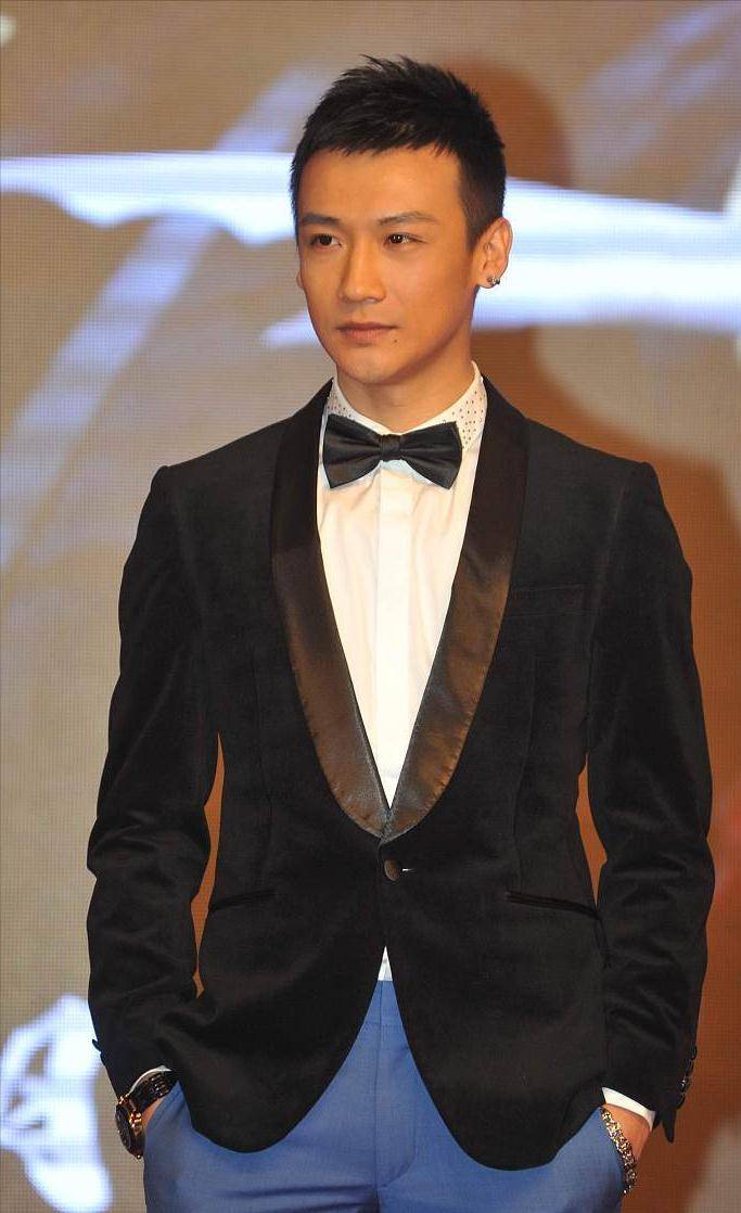 《大秦赋》的嫪毐,出道14年没火,曾错过参演张艺谋电影机会_项明_娱乐