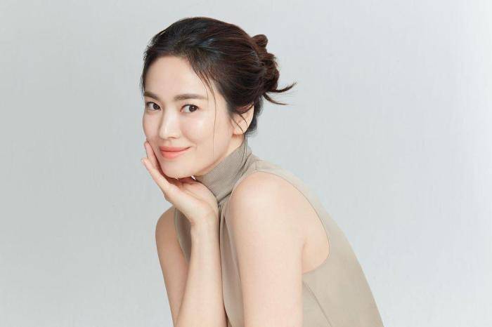 宋仲基承認新戀情,不許路人拍照霸氣護女友 9 85ca88ecfb2d4252b1fd5debb572dbed