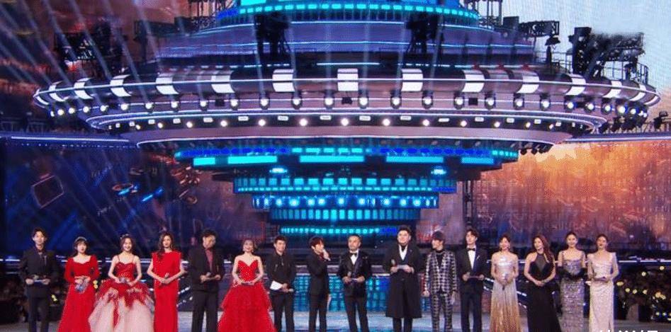 湖南卫视跨年晚会官宣阵容，阿娇、杨紫、宋茜等加盟，美女很多