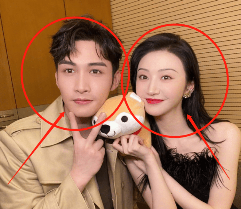 张彬彬晒与景甜靠头合照,看清二人头围差距,没有对比就没有伤害_电视