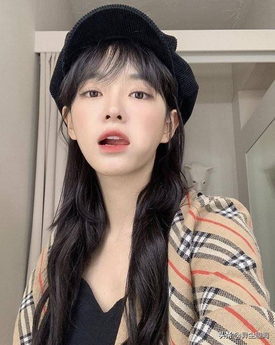 《社内相亲》夏莉戏外公主甜美穿搭可爱圈粉_妈妈_gugudan_模样