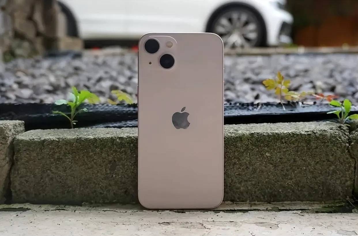 从5999元跌至4399元,128gb 苹果a15,经典iphone年货节跌至新低