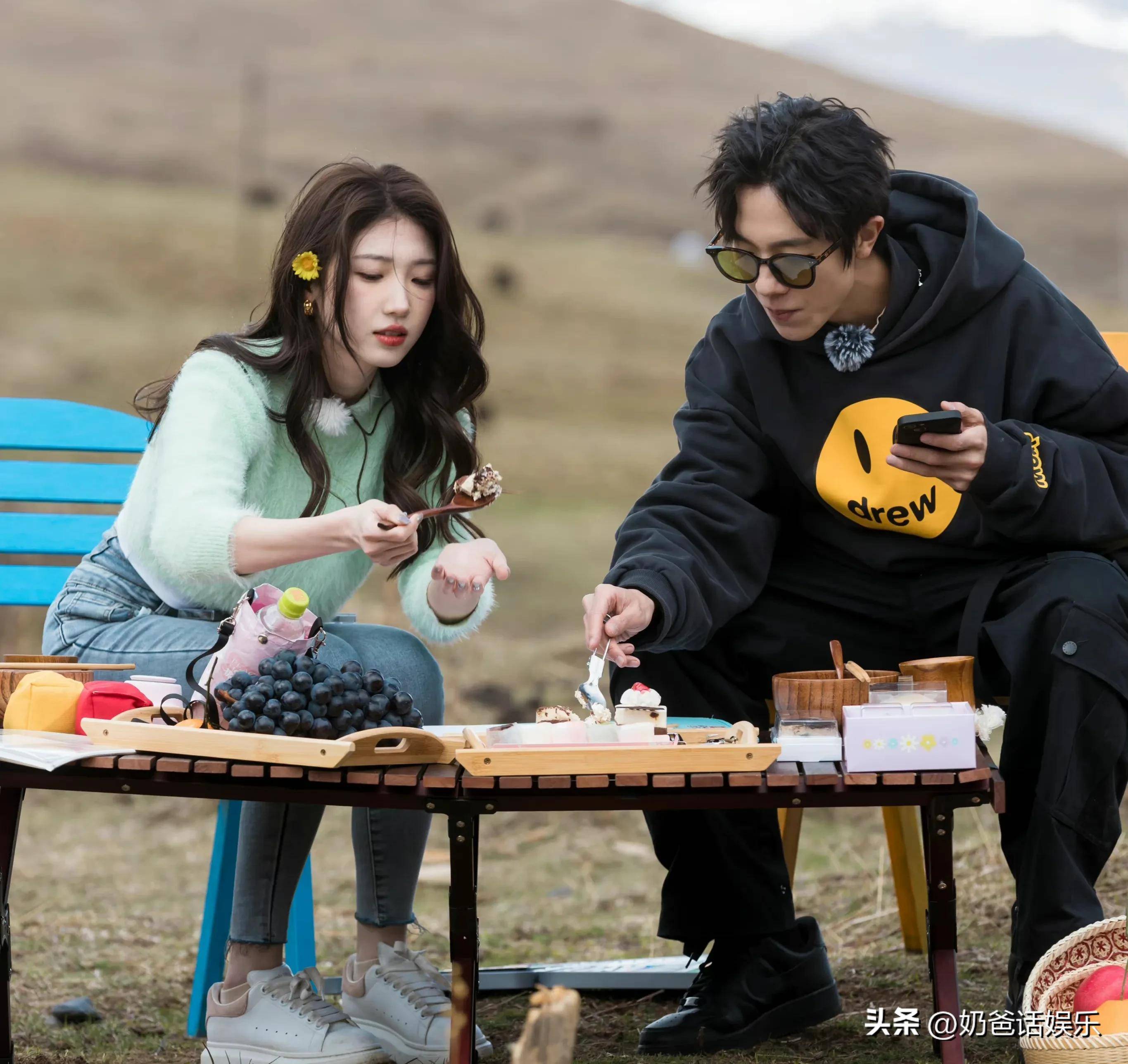 《怦然心动20岁2》女6虚报学校遭吐槽,自我介绍片段被节目组下架_周