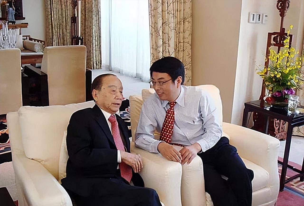 70亿遗产捐清华,三位香港商人倾家荡产助祖国发展_曹光彪_徐增_我国