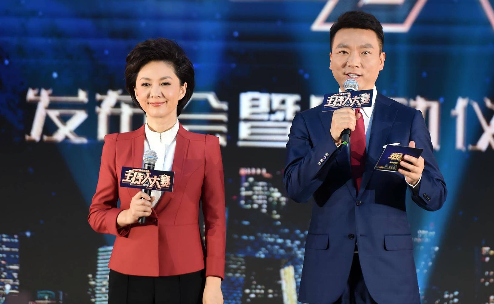 央视十佳主持人名单完成调整,康辉担任门面,董卿遗憾落选_发展_节目