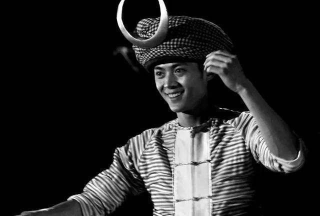 《边城》:爱情能公平竞争吗?女孩太矫情误了三人终身_祖父_大老_二老