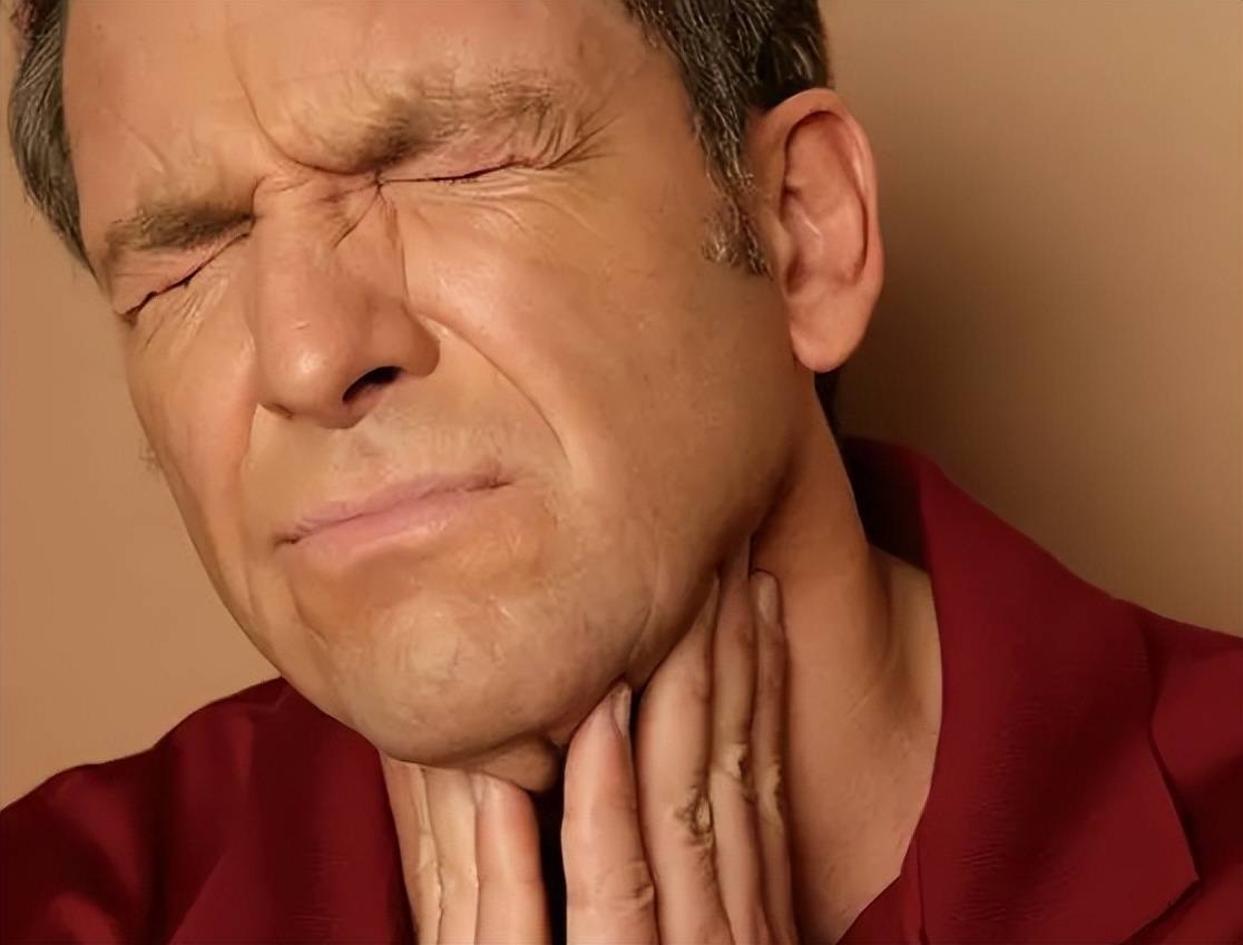 【1药网】阳了以后,嗓子疼像"吞刀片",用这些简单方法就能缓解不适!