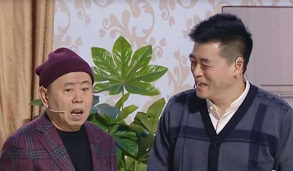 离开二人转舞台,再不能装傻子,唱荤段子之后,魏三也已经"泯然众人矣"